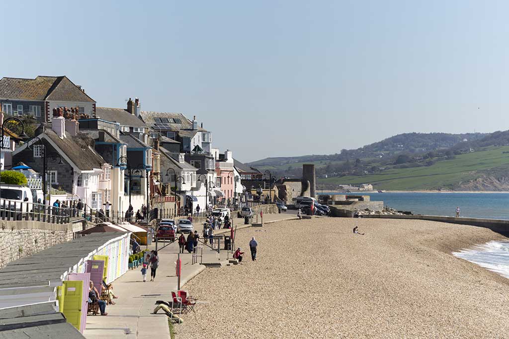 tourist information lyme regis